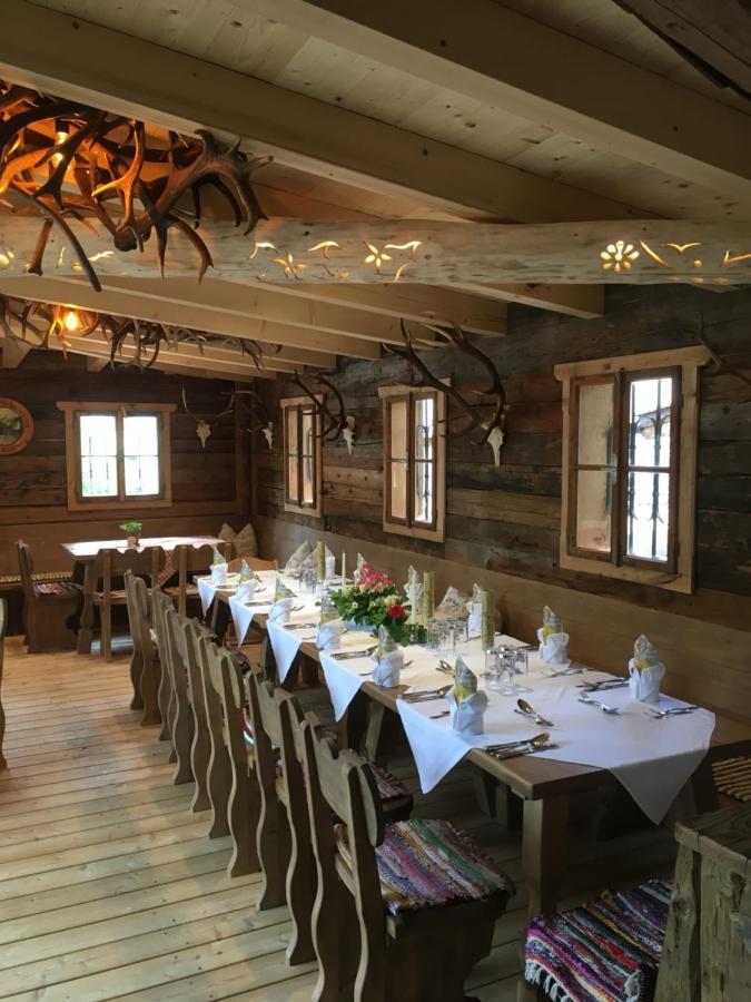 Gasthof Zacherlbraeu Bruck an der Grossglocknerstrasse Luaran gambar